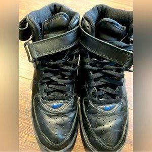 Nike shoes good condition size 12 worn and no box